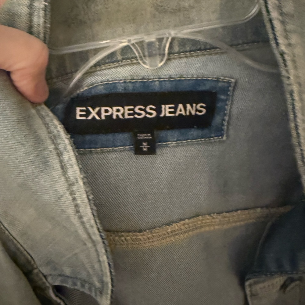 EUC Express Faded Boyfriend Denim Jacket - Picture 2 of 7
